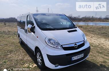 Мінівен Opel Vivaro 2011 в 
