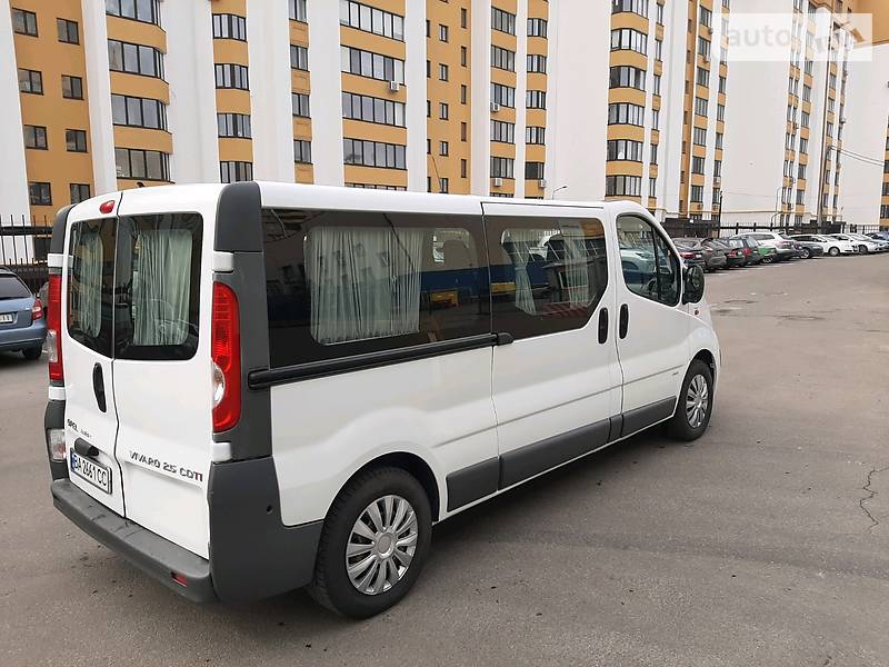 Мінівен Opel Vivaro 2010 в Гайвороні фото 5 Мінівен Opel Vivaro 2010 в Гайвороні