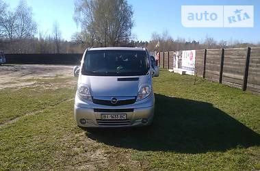 Вантажопасажирський фургон Opel Vivaro 2006 в 
