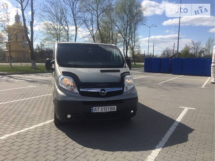 Грузопассажирский фургон Opel Vivaro 2009 в Коломые