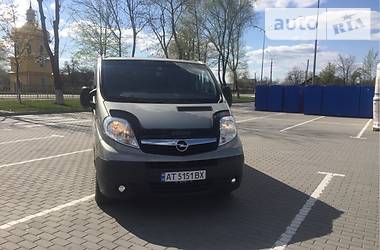 Вантажопасажирський фургон Opel Vivaro 2009 в 