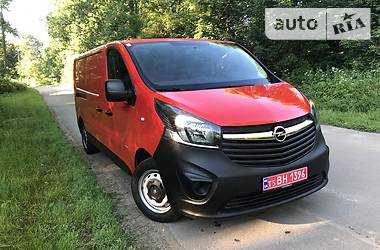 Грузопассажирский фургон Opel Vivaro 2015 в Бродах