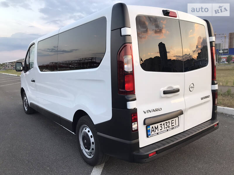 Мінівен Opel Vivaro 2018 в Києві