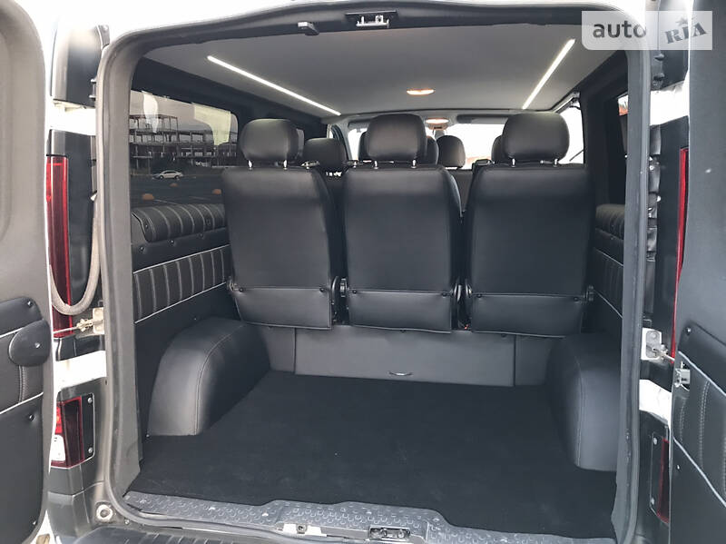 Мінівен Opel Vivaro 2018 в Києві