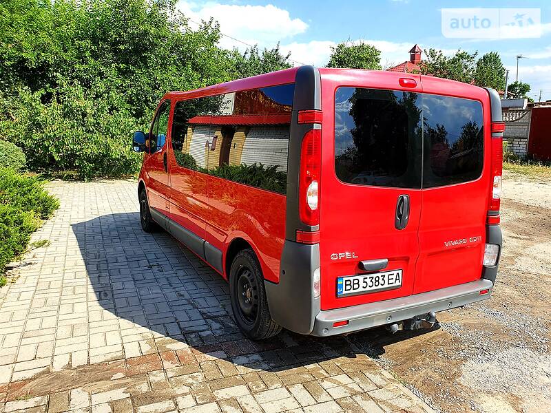 Мінівен Opel Vivaro 2014 в Рубіжному