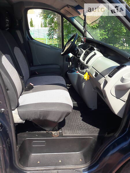 Мінівен Opel Vivaro 2003 в Трускавці фото 4 Мінівен Opel Vivaro 2003 в Трускавці