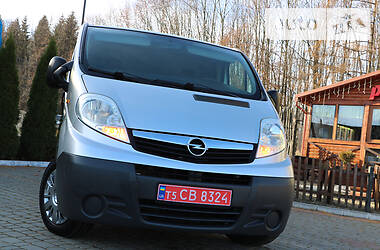 Грузопассажирский фургон Opel Vivaro 2008 в Трускавце