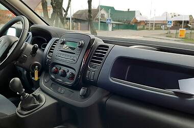 Минивэн Opel Vivaro 2016 в Луцке