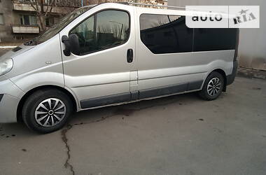 Вантажопасажирський фургон Opel Vivaro 2014 в Маріуполі