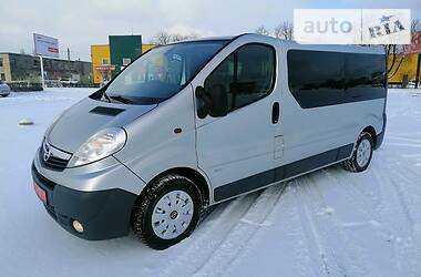 Грузопассажирский фургон Opel Vivaro 2010 в Житомире