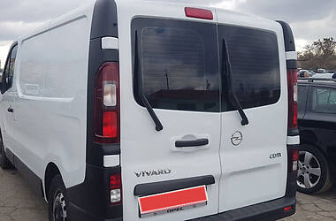 Минивэн Opel Vivaro 2016 в Ровно