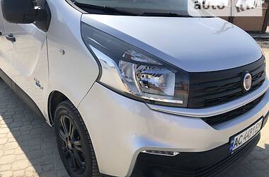 Мінівен Opel Vivaro 2016 в Луцьку