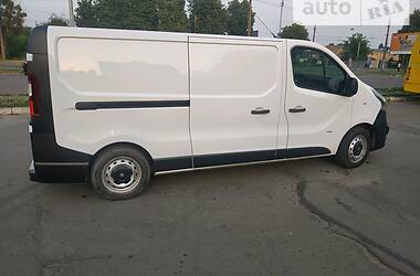 Минивэн Opel Vivaro 2016 в Луцке