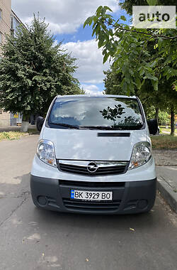 Минивэн Opel Vivaro 2012 в Ровно
