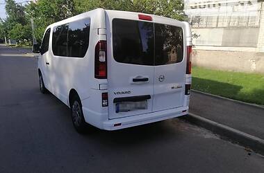 Минивэн Opel Vivaro 2015 в Киеве
