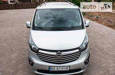 Інші легкові Opel Vivaro 2017 в Сарнах