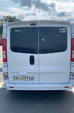 Минивэн Opel Vivaro 2007 в 