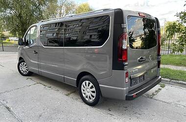 Минивэн Opel Vivaro 2016 в Киеве