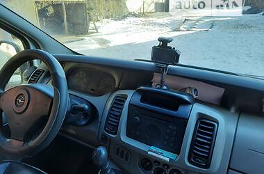 Мінівен Opel Vivaro 2006 в Ватутіному