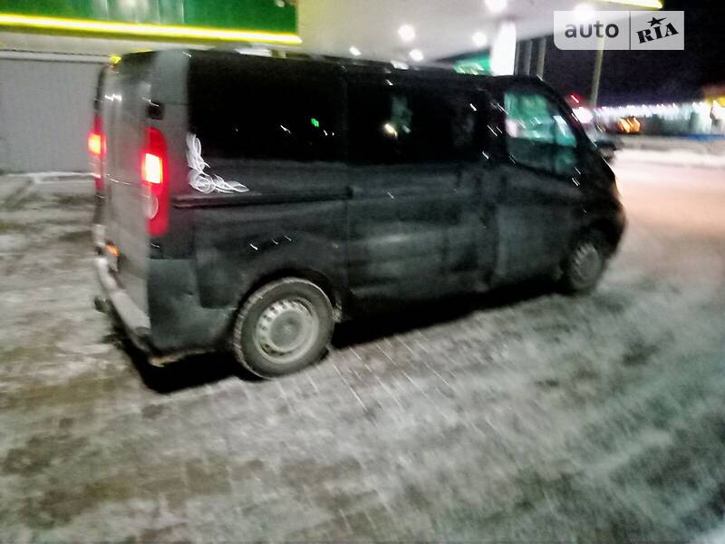 Мінівен Opel Vivaro 2008 в Києві