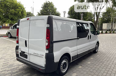 Минивэн Opel Vivaro 2012 в Черновцах