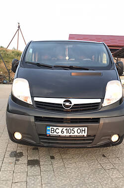 Минивэн Opel Vivaro 2007 в Николаеве