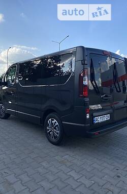 Минивэн Opel Vivaro 2014 в Нововолынске