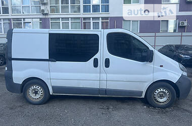 Универсал Opel Vivaro 2004 в Киеве