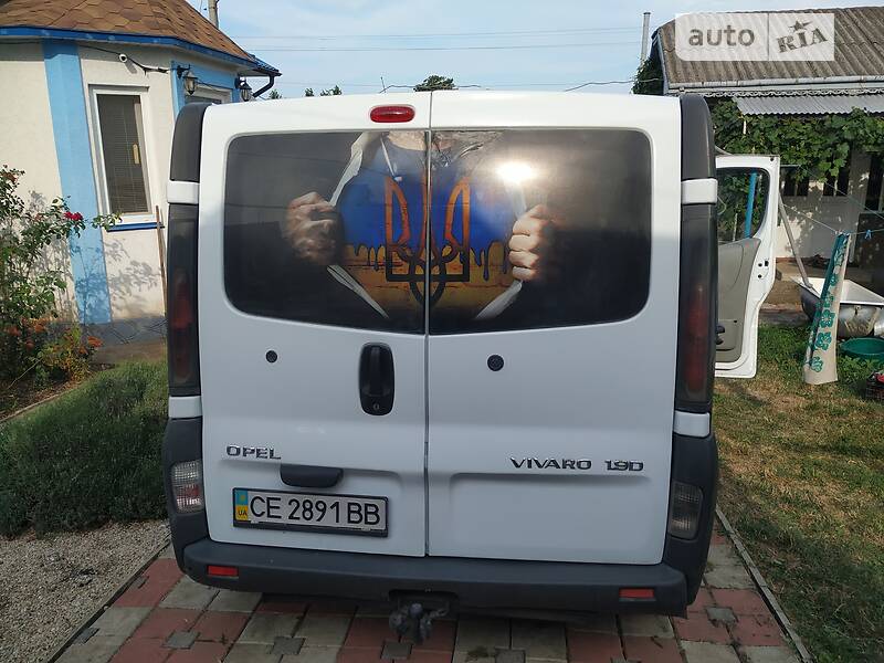 Минивэн Opel Vivaro 2003 в Черновцах