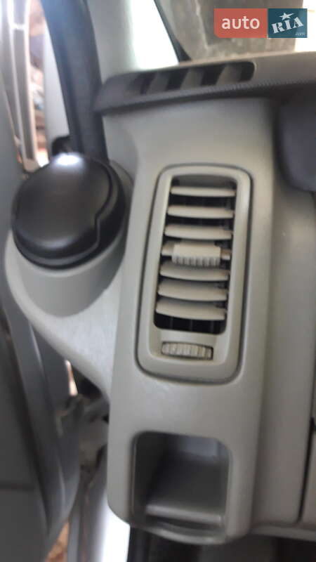 Мінівен Opel Vivaro 2012 в Києві