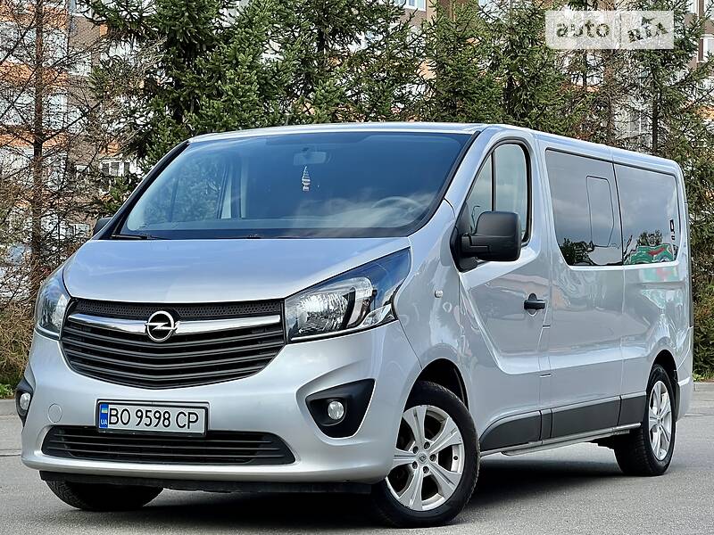 Мінівен Opel Vivaro 2016 в Тернополі
