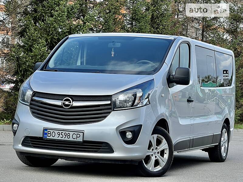 Мінівен Opel Vivaro 2016 в Тернополі