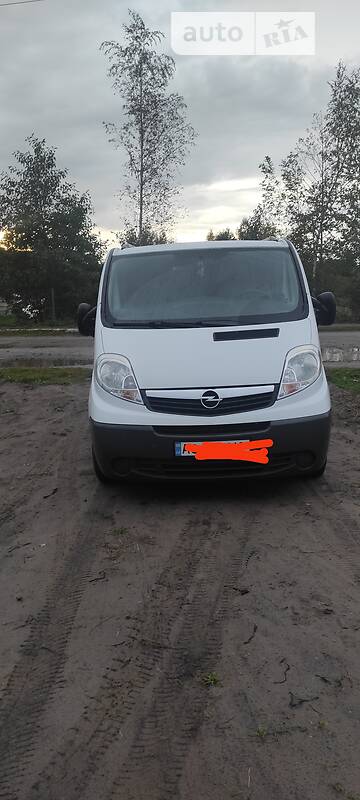 Минивэн Opel Vivaro 2013 в Луцке