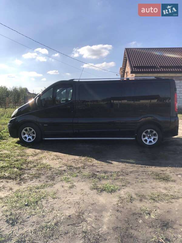 Минивэн Opel Vivaro 2007 в Хмельницком