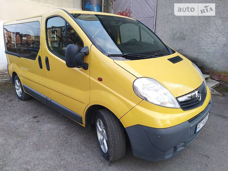 Минивэн Opel Vivaro 2007 в Ивано-Франковске
