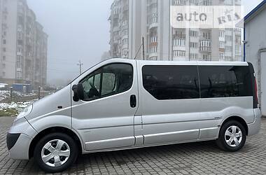 Минивэн Opel Vivaro 2013 в Львове