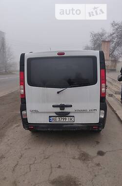 Грузовой фургон Opel Vivaro 2014 в Царичанке