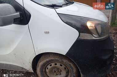 Минивэн Opel Vivaro 2016 в 