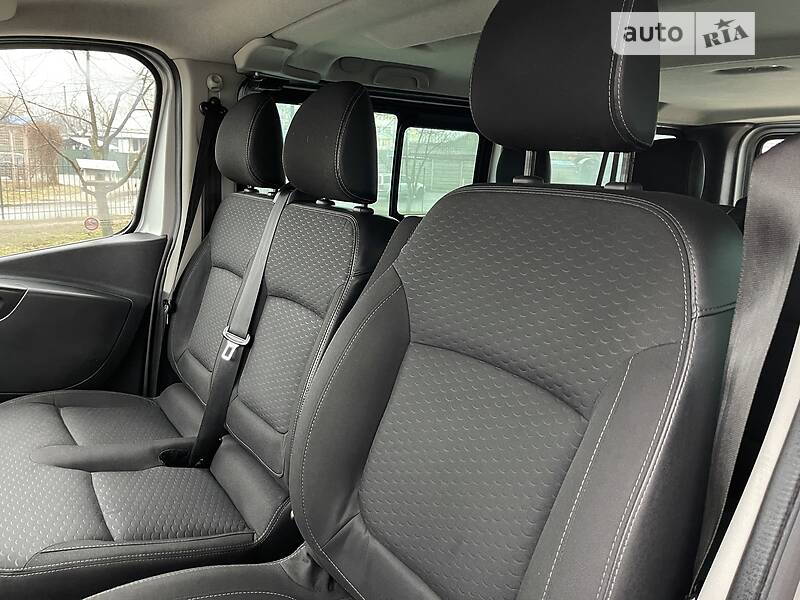 Мінівен Opel Vivaro 2017 в Києві