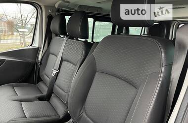 Мінівен Opel Vivaro 2017 в 