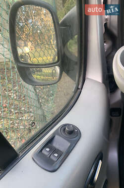 Минивэн Opel Vivaro 2012 в Черкассах