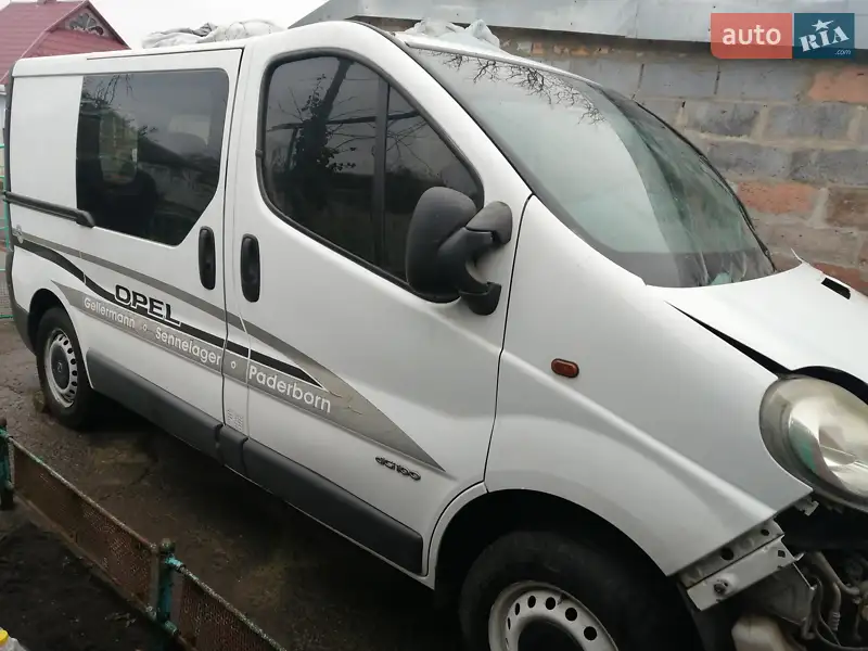 Opel Vivaro 2005