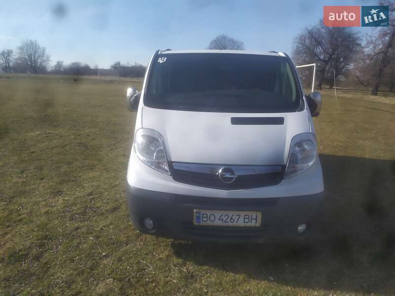 Минивэн Opel Vivaro 2007 в Чорткове