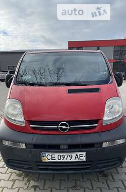 Мінівен Opel Vivaro 2002 в Чернівцях