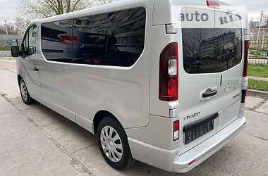 Минивэн Opel Vivaro 2017 в 