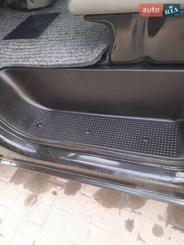 Минивэн Opel Vivaro 2007 в Городенке