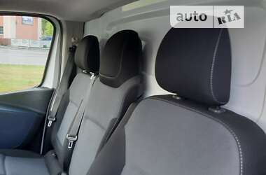 Грузовой фургон Opel Vivaro 2018 в Луцке