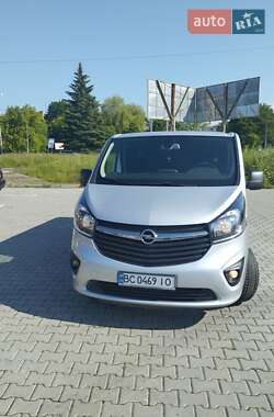 Мінівен Opel Vivaro 2015 в 