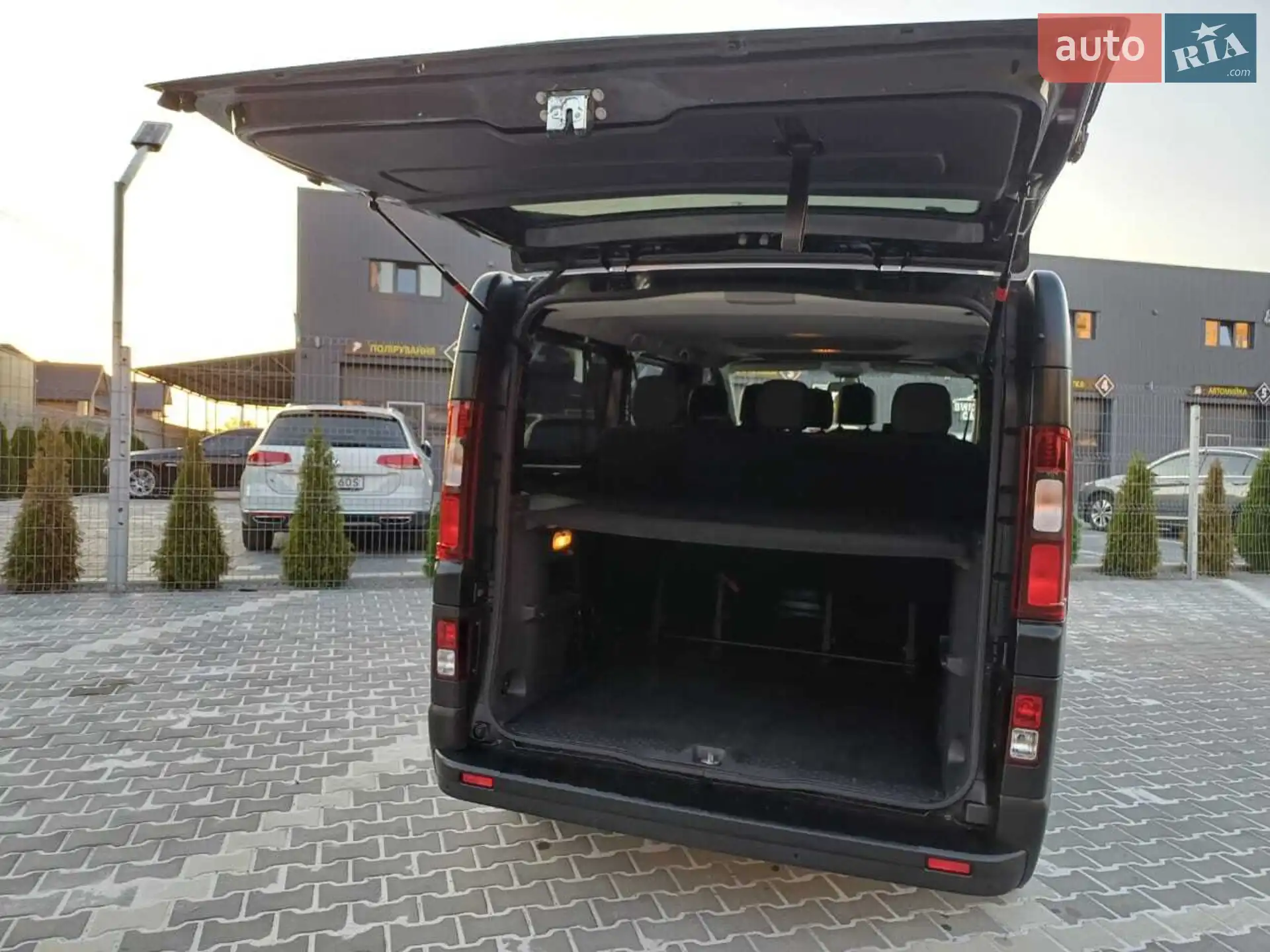 2015 Opel Vivaro - мініатюра 20