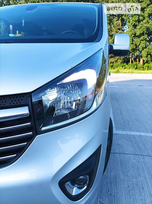 Мінівен Opel Vivaro 2019 в Києві